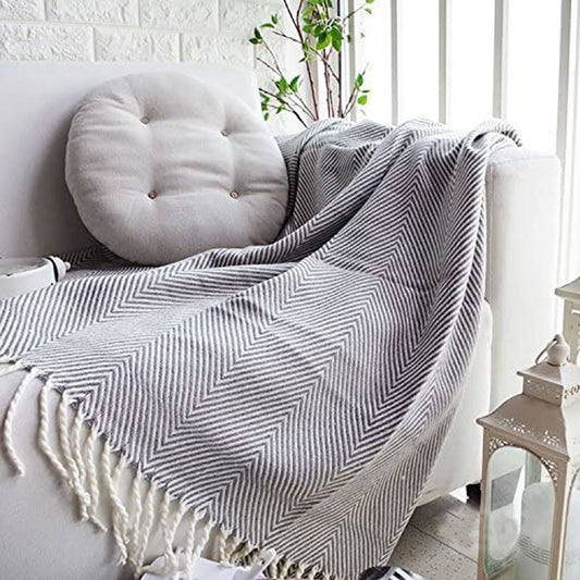 HERRINGBONE GREY FRINGE KNIT THROW RUG